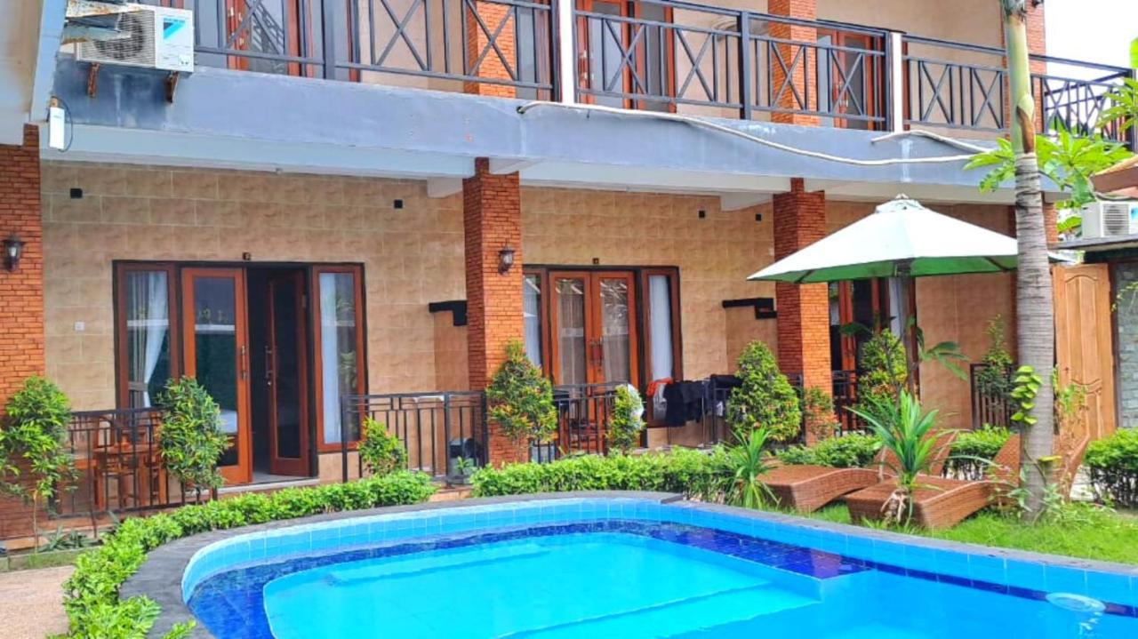 Wahyuga Sari Guest House Nita Salon & Spa Lembongan Dış mekan fotoğraf